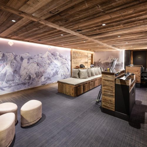 Abc Agencement Skiroom Silverstone by Alpine collection